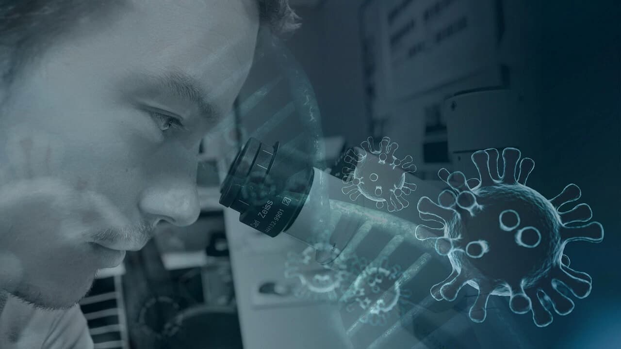 A microscope in a lab symbolizing the recent scientific breakthroughs in Type 1 Diabetes research.